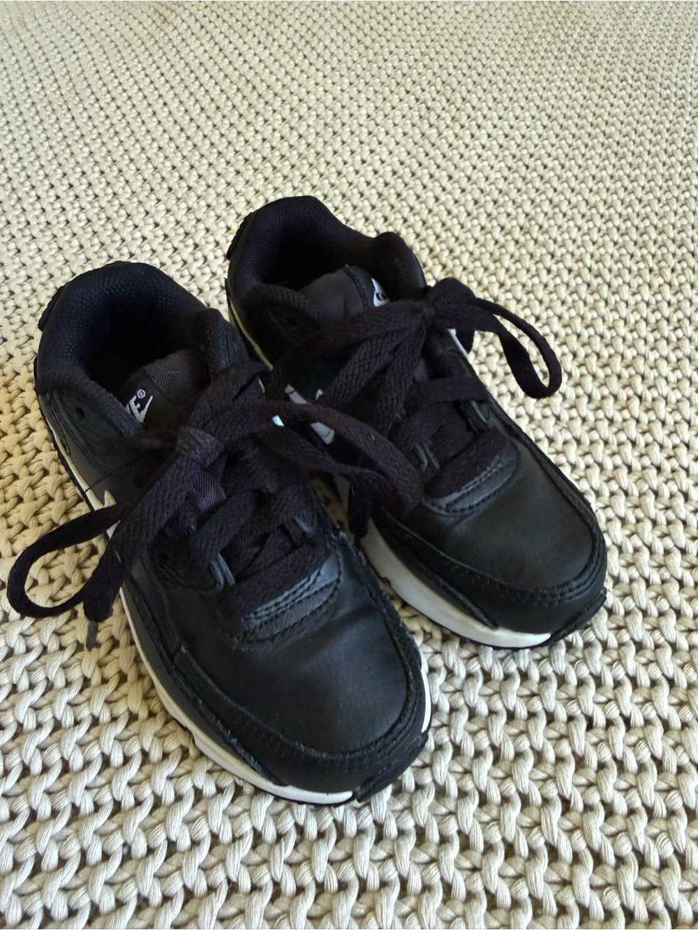 Kids 11C Nike Air Max 90s - Picture 3 of 8